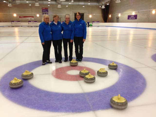 Eight Ender Award to Janet Simpson